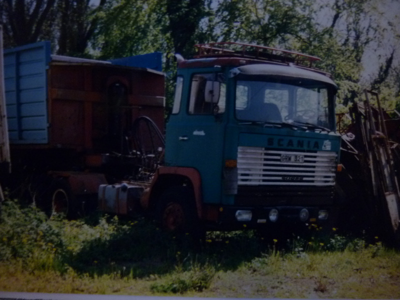 4758 012.jpg