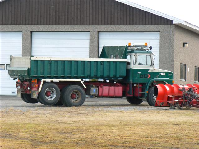 P1200133 (Small).JPG