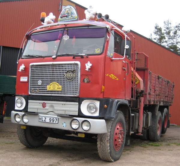 bigvolvo.jpg
