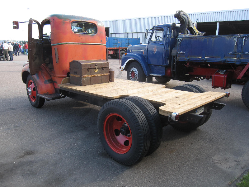IMG_3647 - Chevrolet COE - 1946 - RBH271 - Ch # FFA104191.JPG