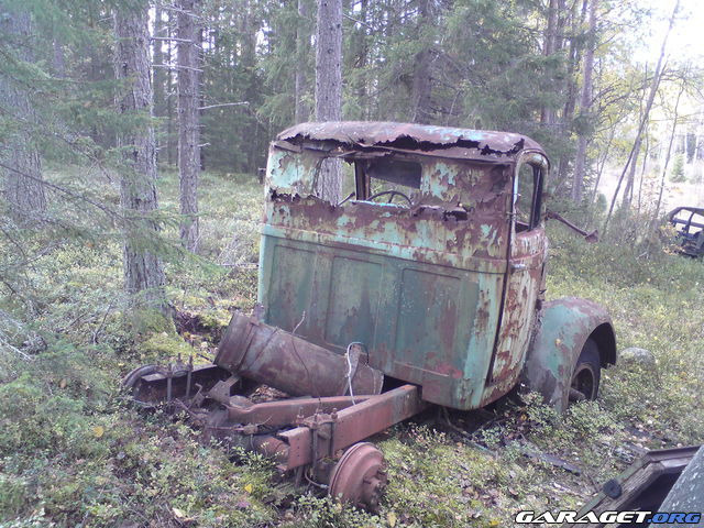 Morris Commercial - Skogsvrak - 02 - Västernorrland.JPG