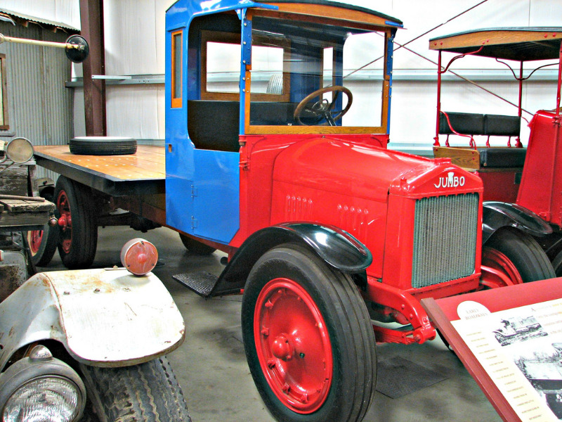 Jumbo Model A 2½ Ton Flatbed - 1919 - 2912006970_7b03032426_b - Kopia.jpg