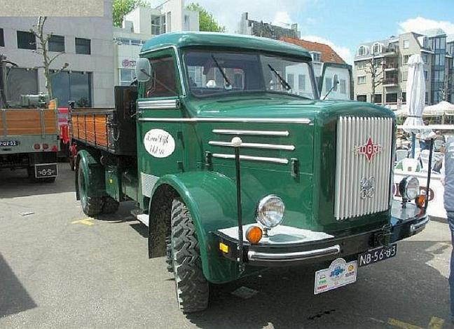 Hogra 4x4 - 1959 - NB5563 - Holland.JPG