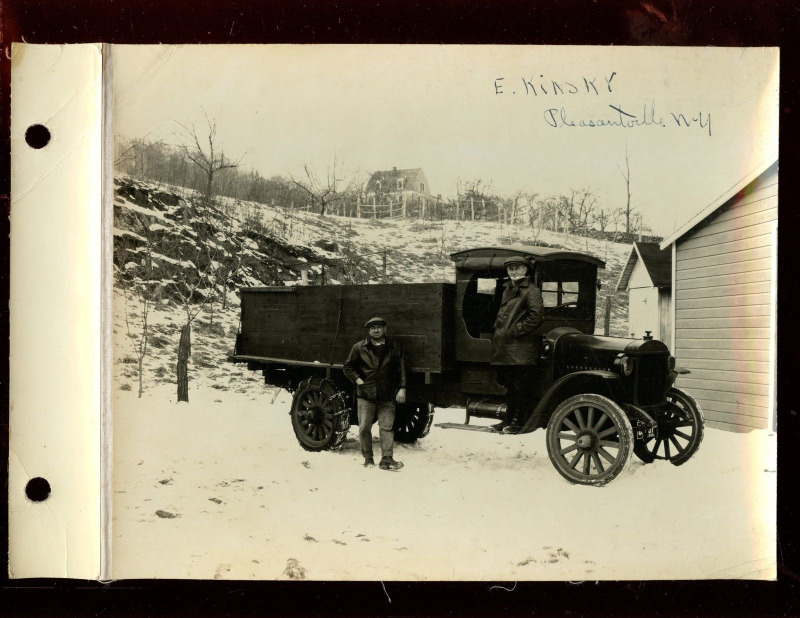 Acme Truck - 1925 - 16R-36a - Kinsky - Pleasantville - NY USA - Promotional Photo - Ebay.JPG