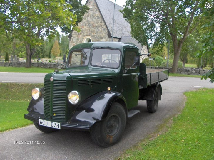 Bedford K40 - 1952 - ACJ031 - 01 - Östhammar.JPG