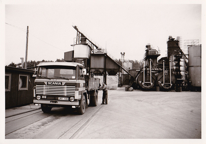 JMY180reg.jpg