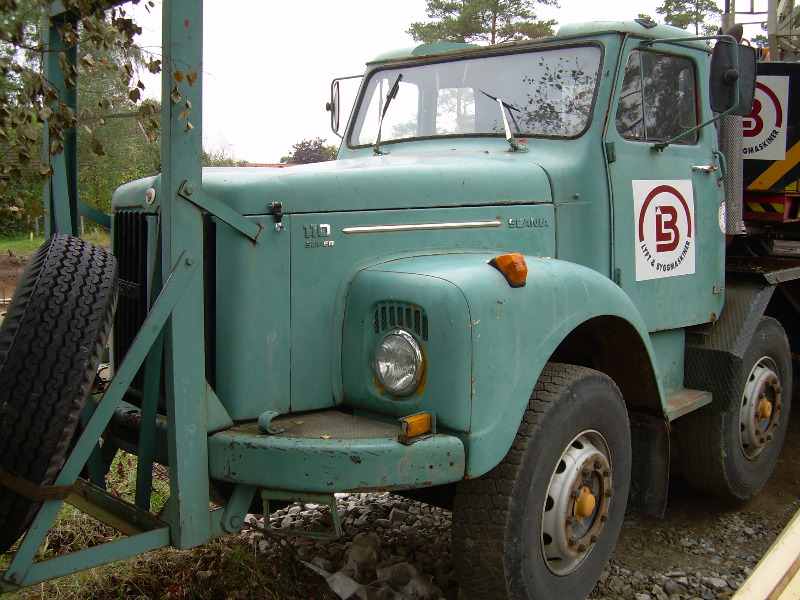 Scania LT110S 8x4 - Lindenkran - Södra Sandby - 02.JPG
