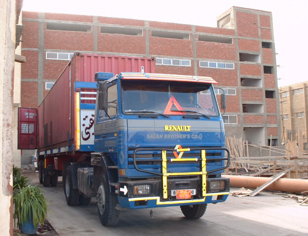 Truck in Egypt - Image 4.JPG