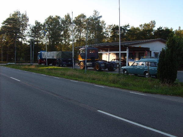 S5001265_b.JPG