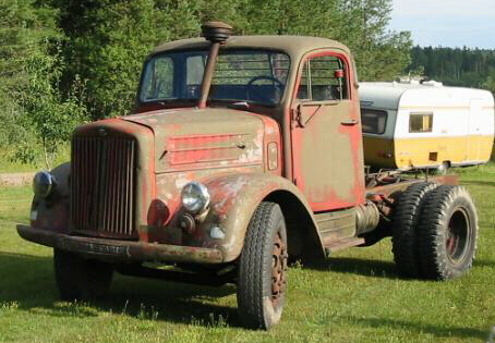 Scania-Vabis L5142 A1 - 1958 - Ex militär - Värmland.JPG