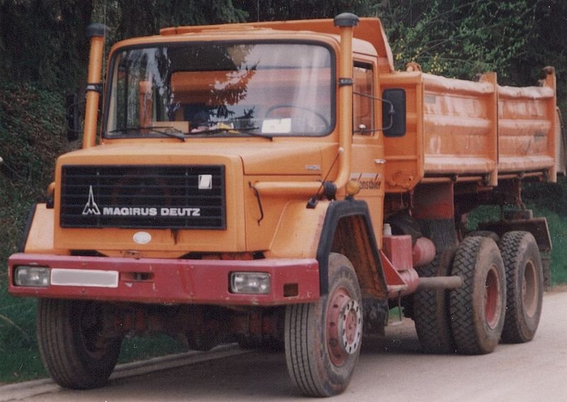 800px-Magirus_Deutz_Kipper[1].jpg