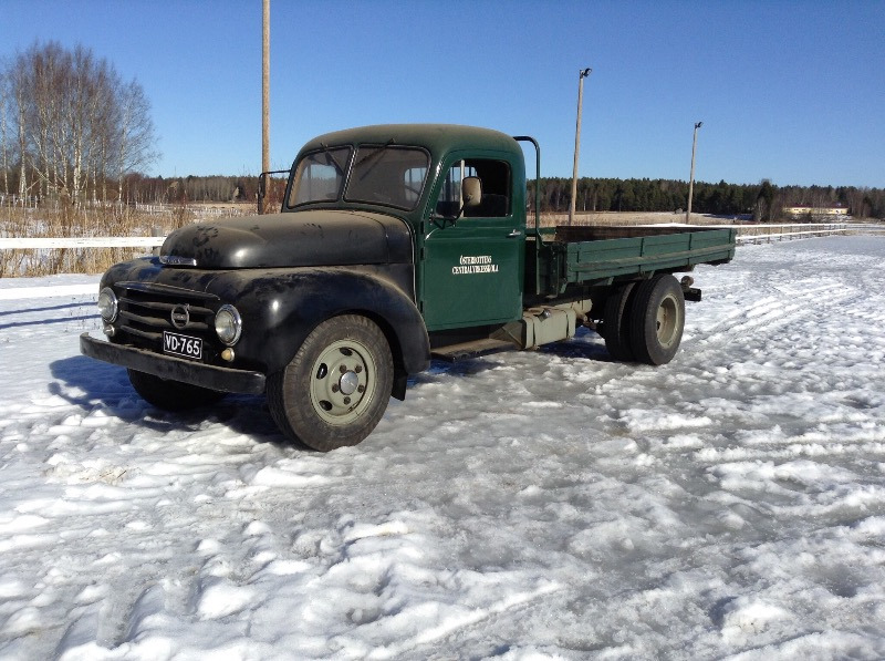 Volvo L340 - 1955 - VD-765 - Finland - kopia.jpg