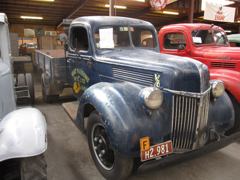 IMG_6321 - Ford V8 01TF - 1940 - H2981.JPG