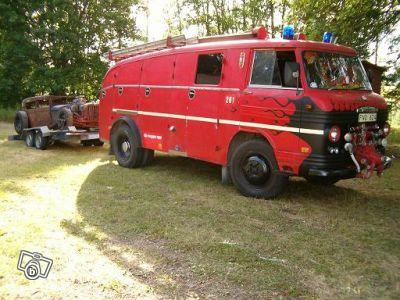 Volvo L43013 VX - 1958 - FNO624 - 01 - Brandbil - Stockholm.JPG