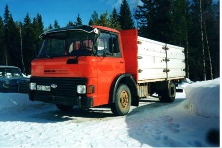 Ford D710.jpg