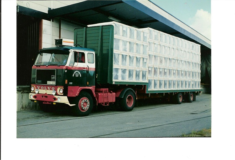 1 trailern lastad Elektrolux Mariestad 001.jpg