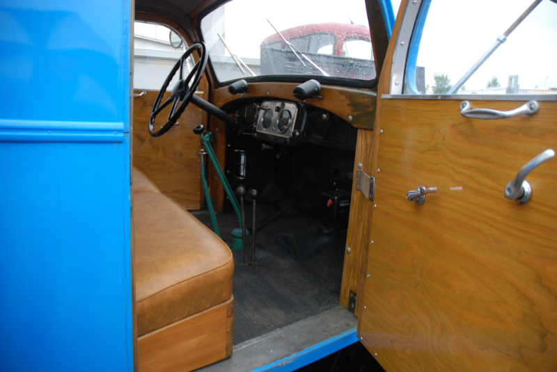 DSC_0202 - Volvo LV154 TX - 1948 - CUZ652 - Ch # 150-878.JPG
