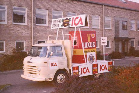 Barnens Dag, reklambil för Luxuskaffe, Motala, 1964.. Reklambil för Luxuskaffe i samarbete med Lions..jpg