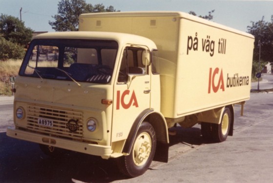 ICA-lastbil 128 Sthlm 1967.jpg