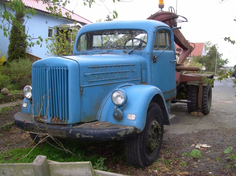 Scania-Vabis L71 - 1957 - Motorredskap - 01LR - Gärsnäs.JPG