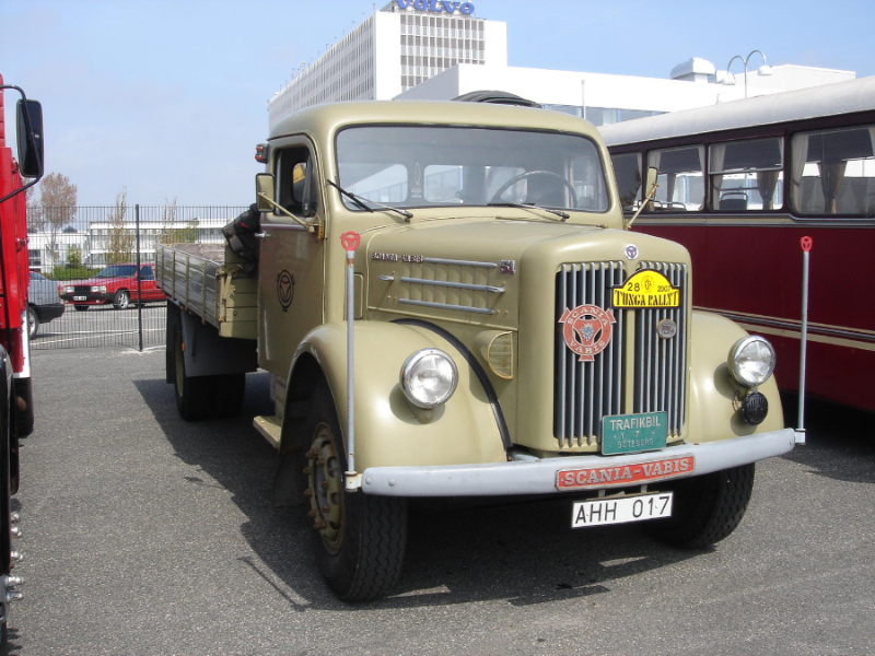 Scania-Vabis L5146-115 - 1960 - AHH017 - 06 - Blom - Göteborg.JPG