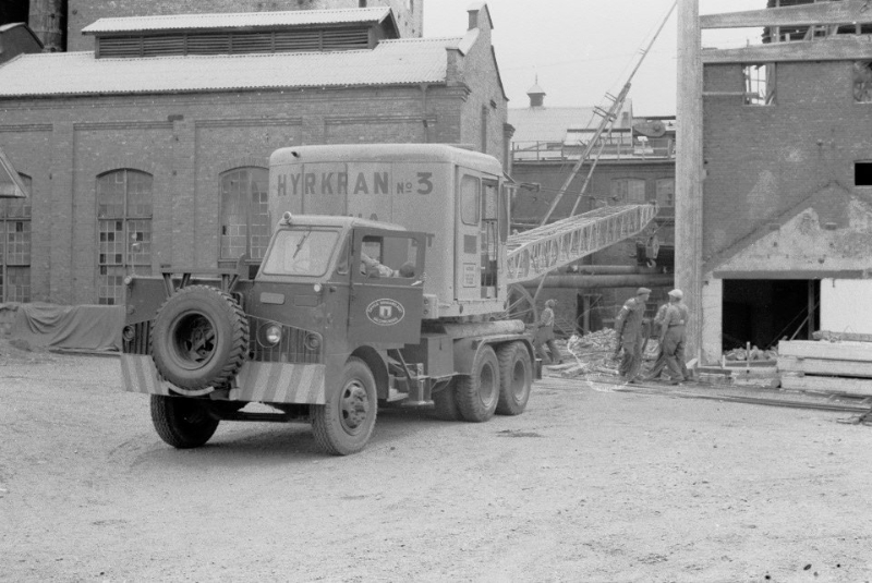 Emsfors Bruk Påskallavik - Nya Pannhuset 1959 - Mobilkran från Dragarelaget Helsingborg - 027-album1Ö0503.JPG