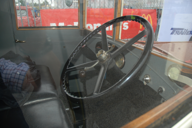 Scania-Vabis 32517 - 1932 - SKY082 - 05 - Börjessons - Kristianstad.JPG