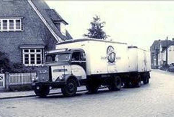 Peter Hansen i Rendsburg 1960 i 145 hk MAN.jpg