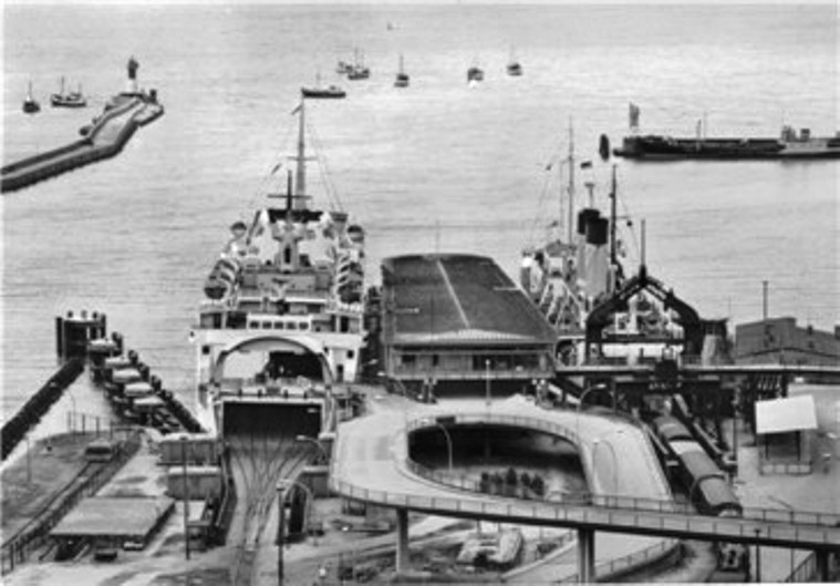 Færgehavn Sassnitz 1974.jpg