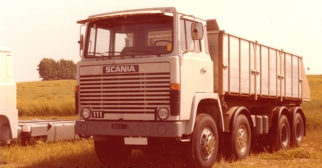 vid Scaniaforhandleren.jpg