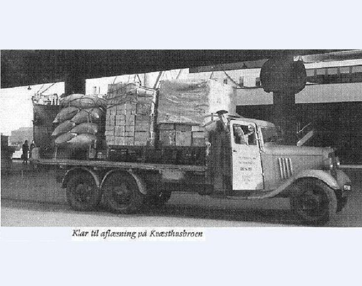 losning på Kvæsthusbroen København.jpg