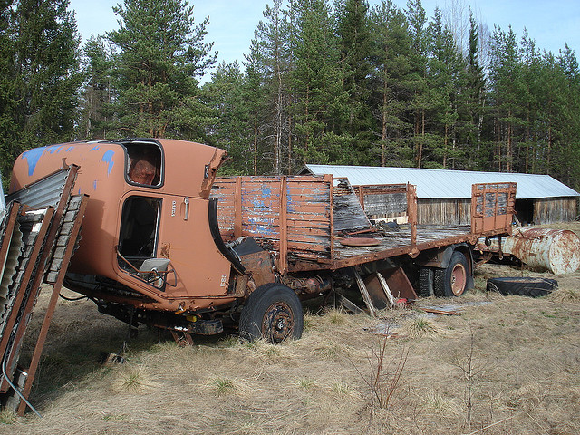 volvo F85.jpg
