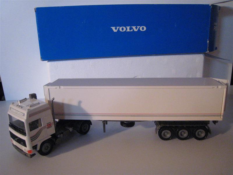 Volvomodell1 (Medium).JPG