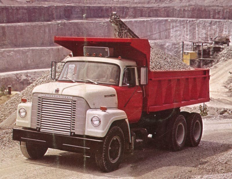 IH Fleetstar 6x4 - Dump Truck - LR.JPG