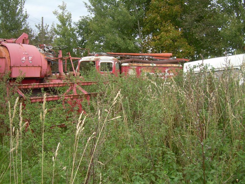 IH Loadstar 1600 - SDM794 - 01 - Långaröd.JPG