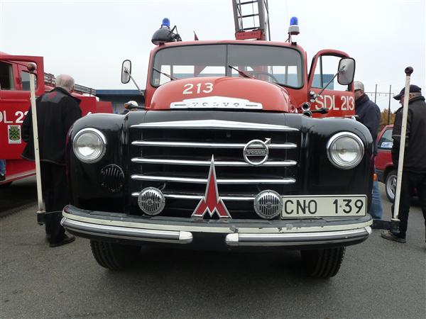 P1020035 (Custom).JPG
