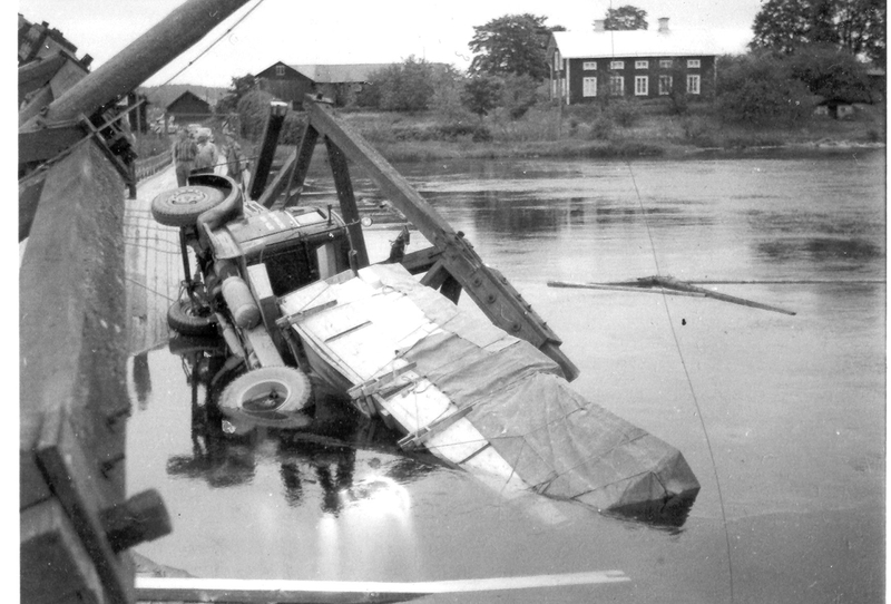 Landa flottbro2_1.jpg