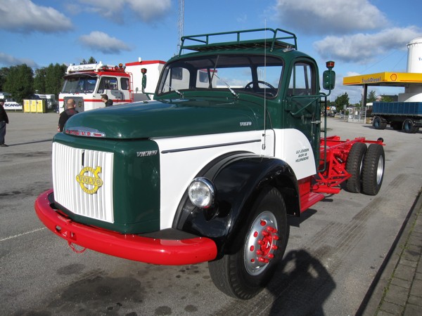 Volvo Viking - M6732 - 01 - U Jönsson - Hbg - LR.JPG