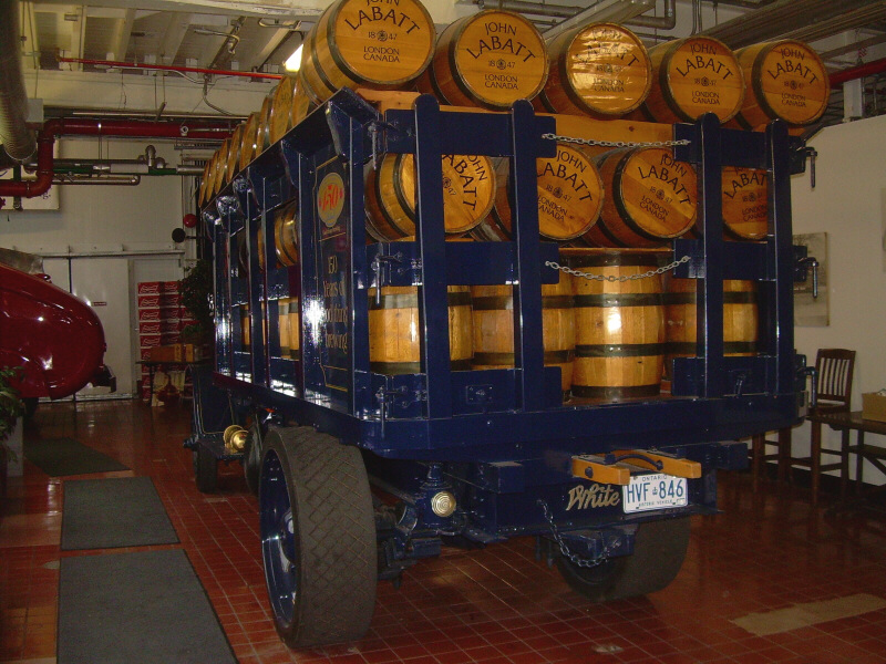 White - 1920 - HVF846 - 03 - Labatt Brewery - London ONT - Canada.JPG