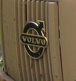 Volvo emblem.jpg