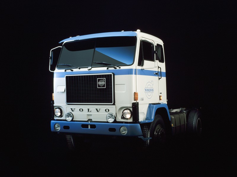 Volvo F88 - 1970s - 01 - Volvomuseet - Göteborg - (LR).JPG