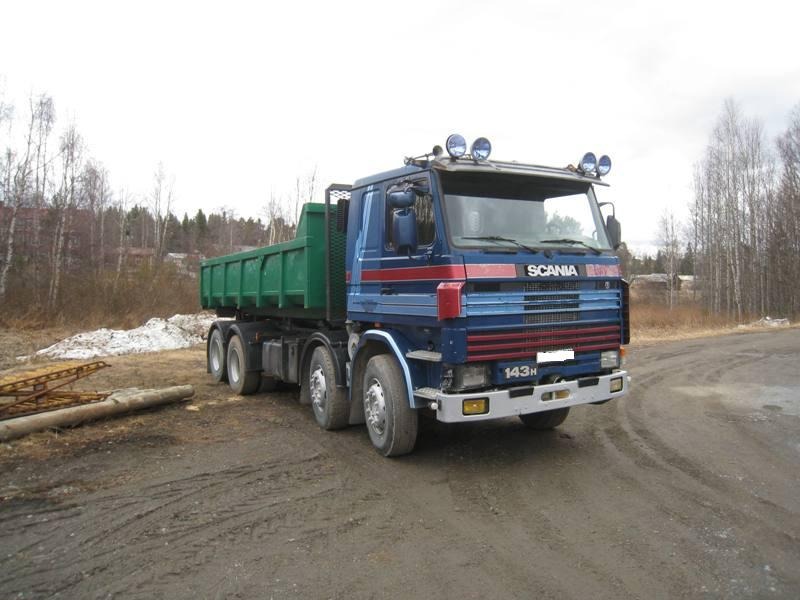 Scania 4axl.jpg
