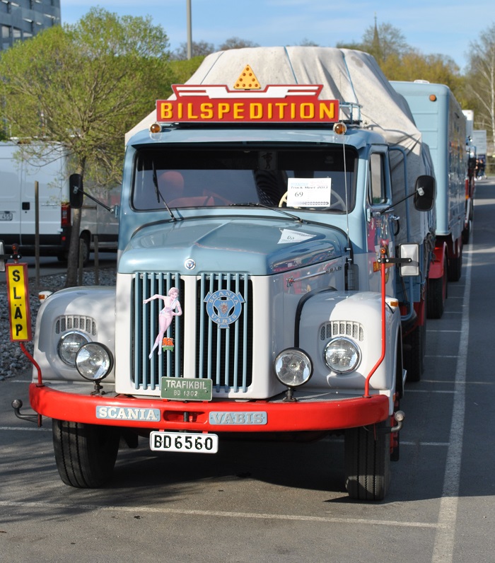 MB003.jpg