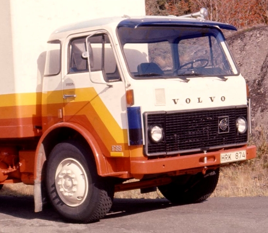8353_b.JPG