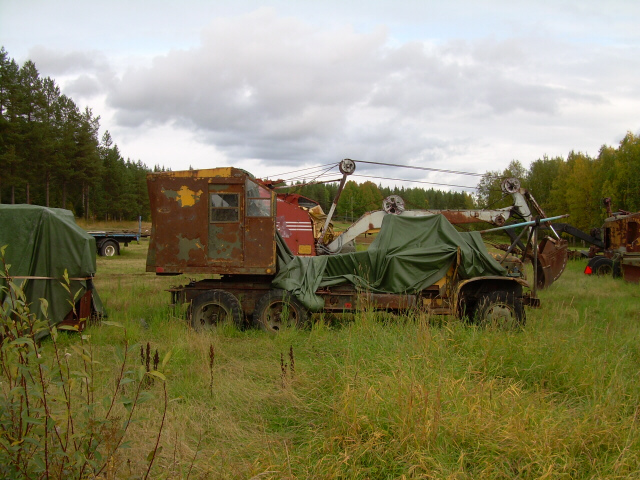GMC CCKW -med grävaggregat - Norrbotten 2008.JPG