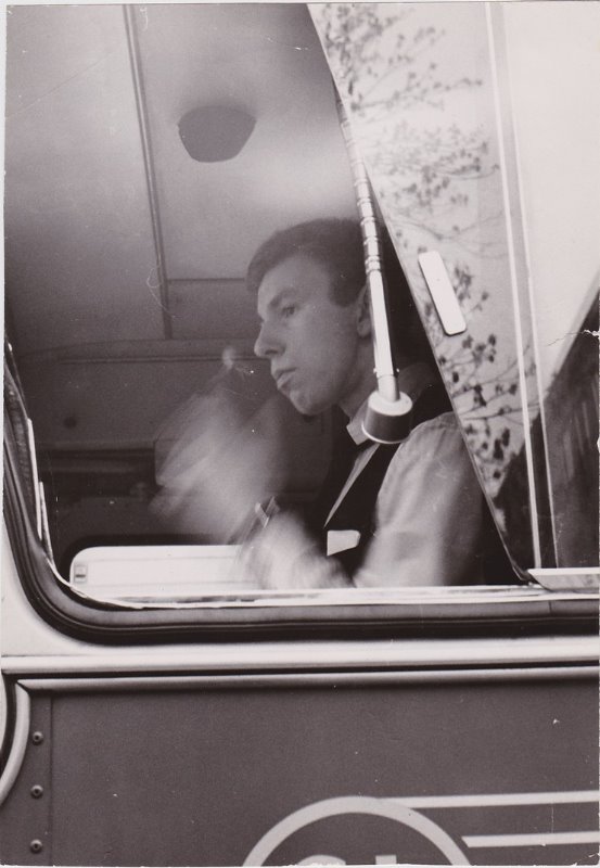 SL 827 på 515 Esplanaden Sbg okt 1969 II.jpg