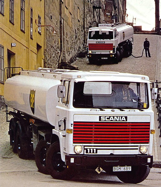Scania LBFS111S59-285 - 1978 - BGM689 - Svenska BP.JPG