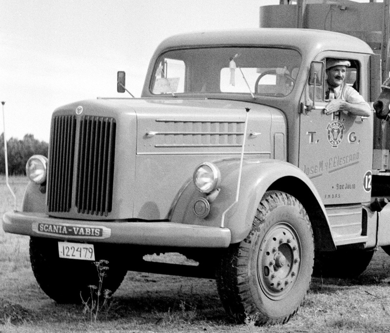 122479 - Scania-Vabis L7138 - 1956 - LR.jpg