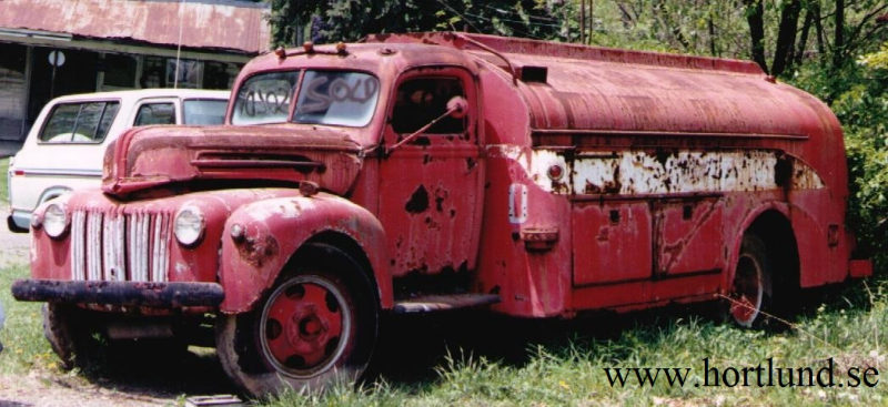 46 Ford Tankbil.jpg