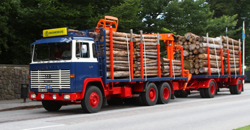 Scania 140S.JPG